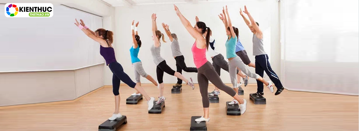 Nên lựa chọn tập Yoga hay Aerobic tốt hơn ? 7 Bạn đang phân vân giữa việc lựa chọn tập yoga hay aerobic tốt hơn ? Bài viết dưới đây là những thông tin cần thiết giành cho bạn.