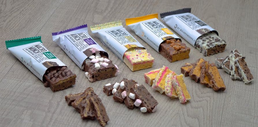 Protein Bar là gì ? Review 5 Protein Bar bán chạy nhất trên thị trường 3 Protein Bar là gì ? loại nào dùng tốt nhất? Kiến Thức Thể Thao sẽ giúp bạn giải đáo thắc mắc qua chi tiết bài viết Protein Bar là gì ? Review 5 Protein Bar...